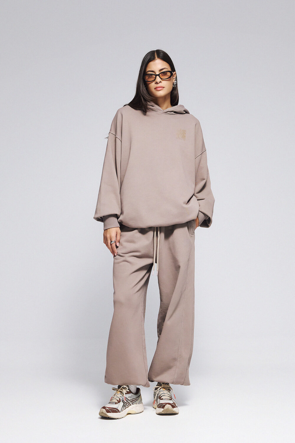 elephant-hoodie-wavy-ame2