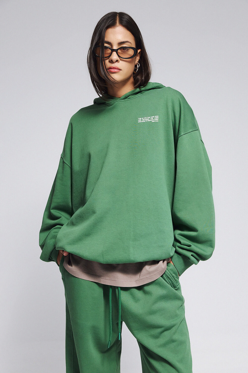 prasino-hoodie-redraw-ame5