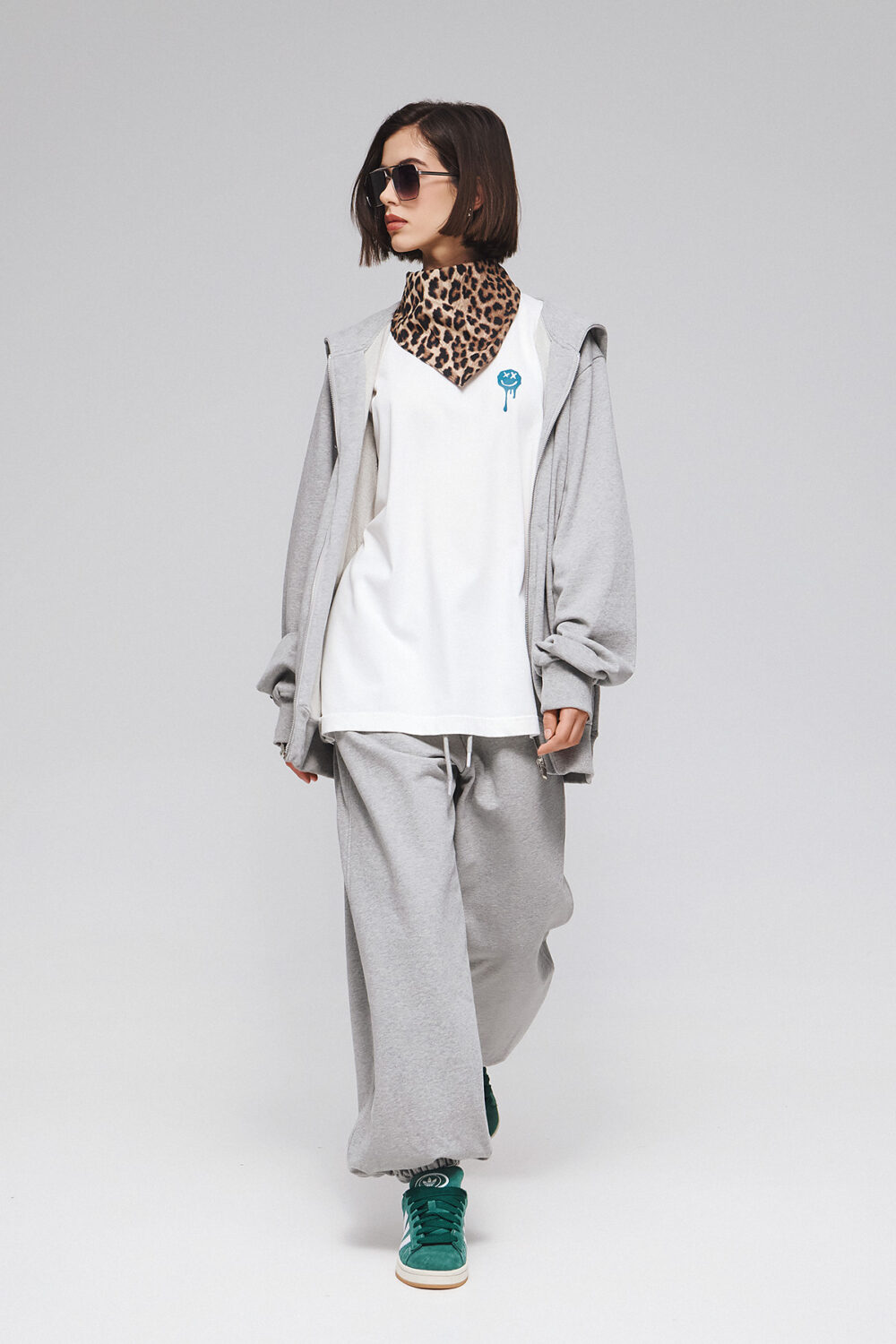 2026_04_18-Ame-eshop117