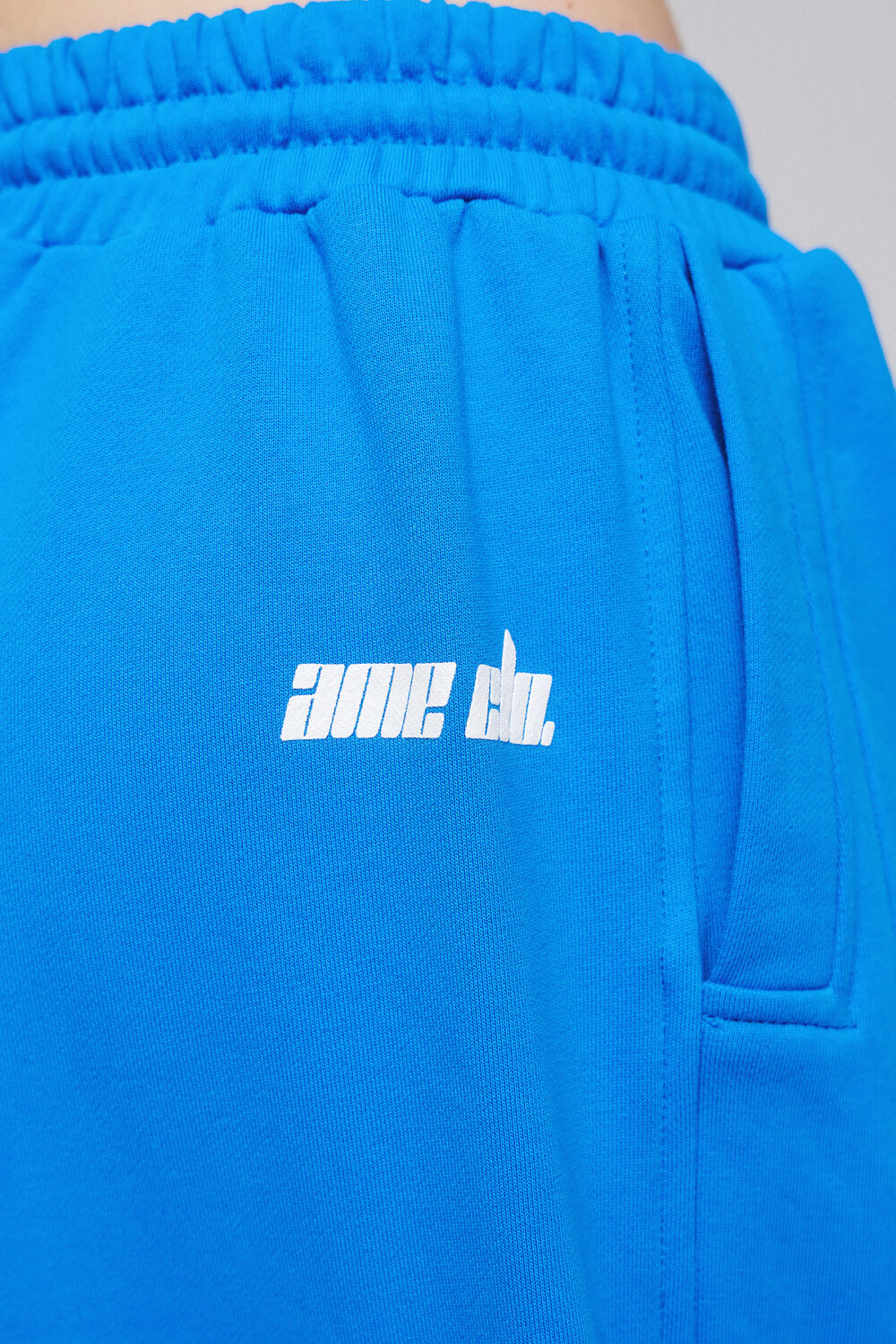2026_04_18-Ame-eshop153